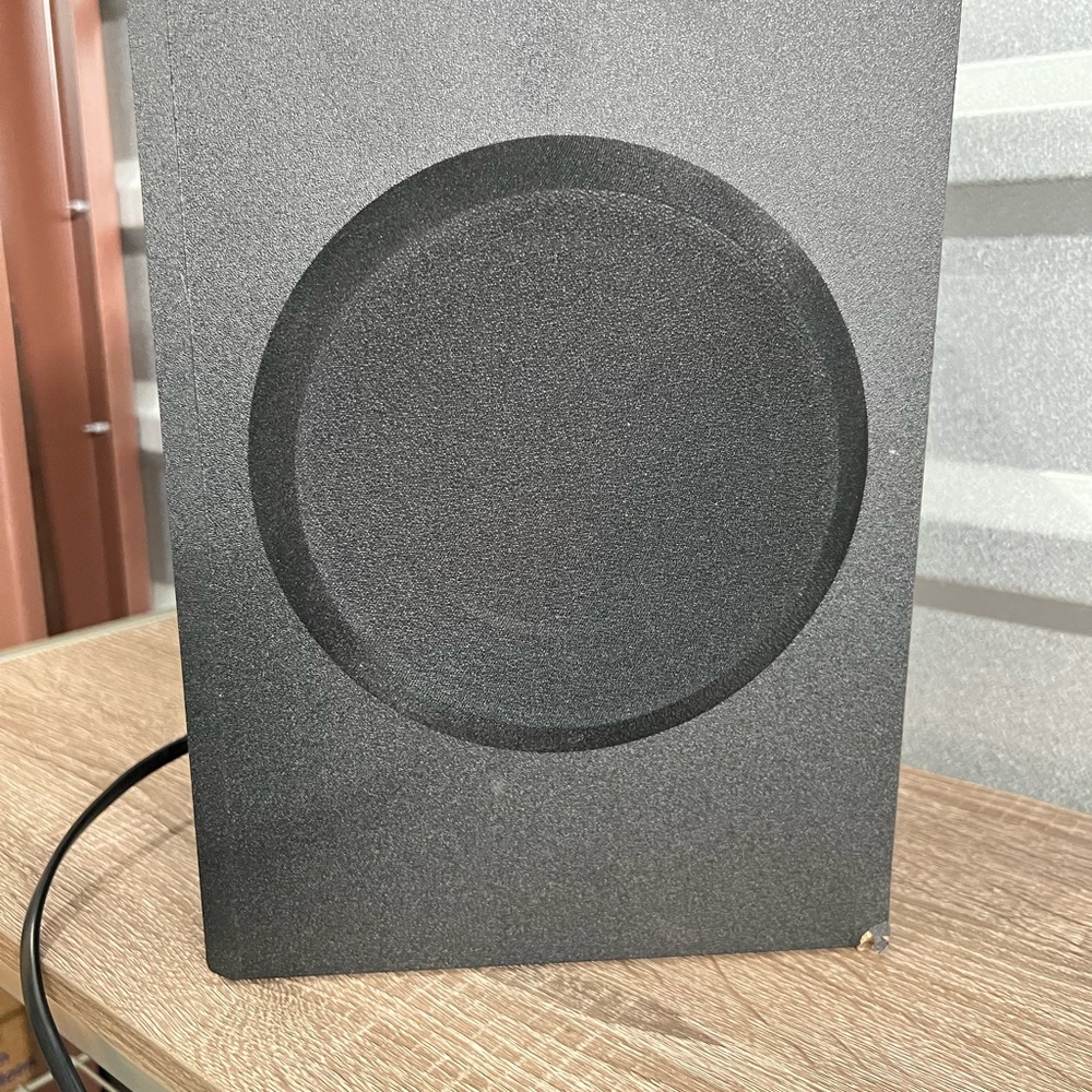 LG Soundbar - Picture 5 of 6